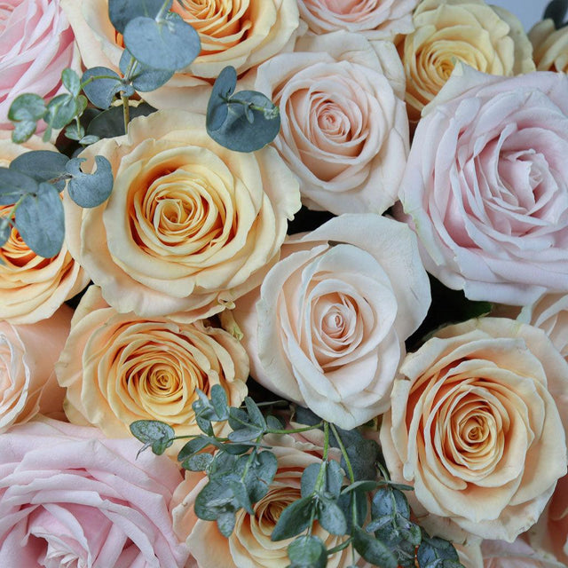 Luxury Rose Bouquet - The Blossomist