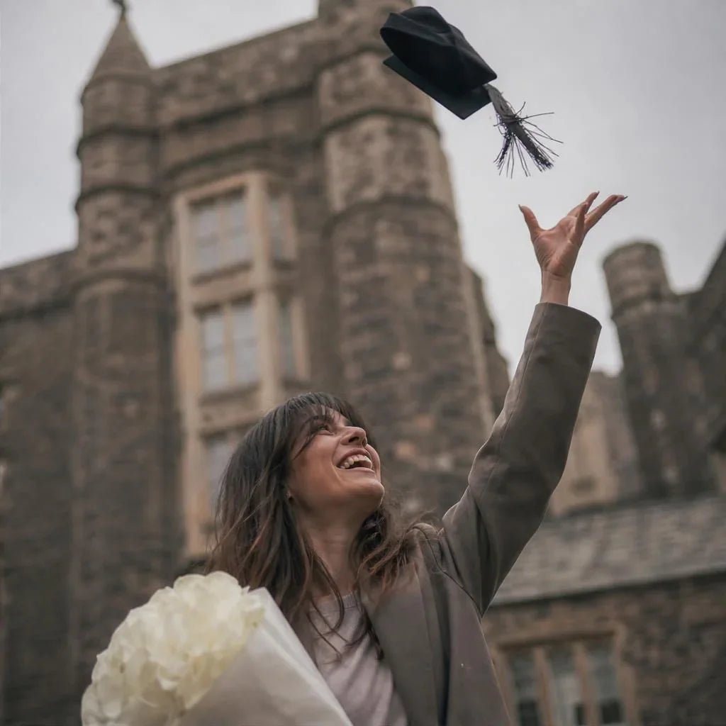 101 Graduation Messages: What to Write in a Graduation Card - The Blossomist