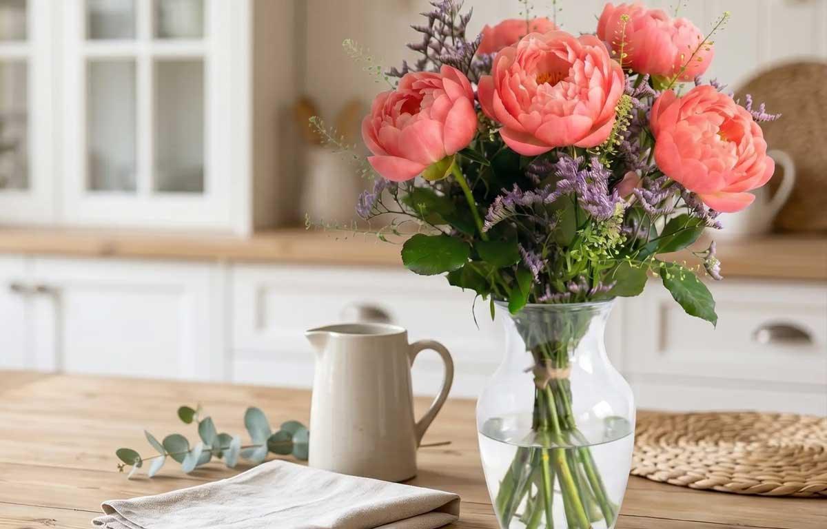 Why Everyone Loves Peonies - The Blossomist