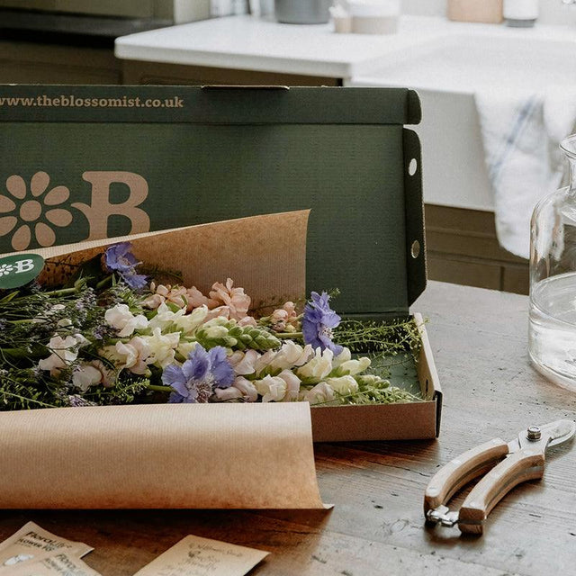 Letterbox Floral Surprise - The Blossomist