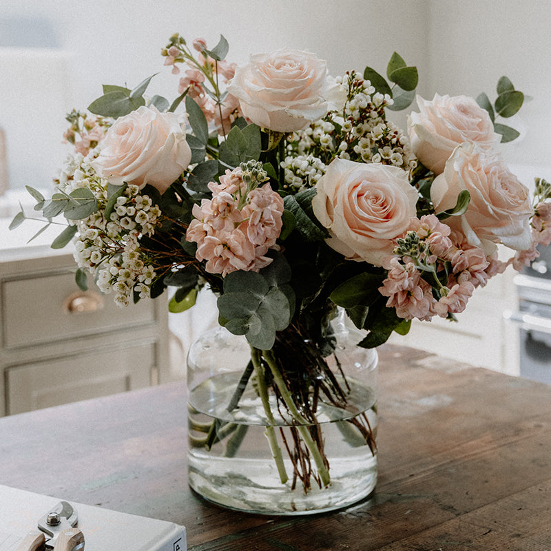 Recurring Luxury Rose Flower Subscription