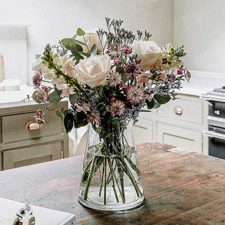 Roses, Snapdragons and Astrantia