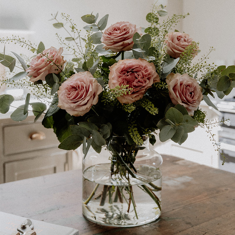 Recurring Luxury Rose Flower Subscription