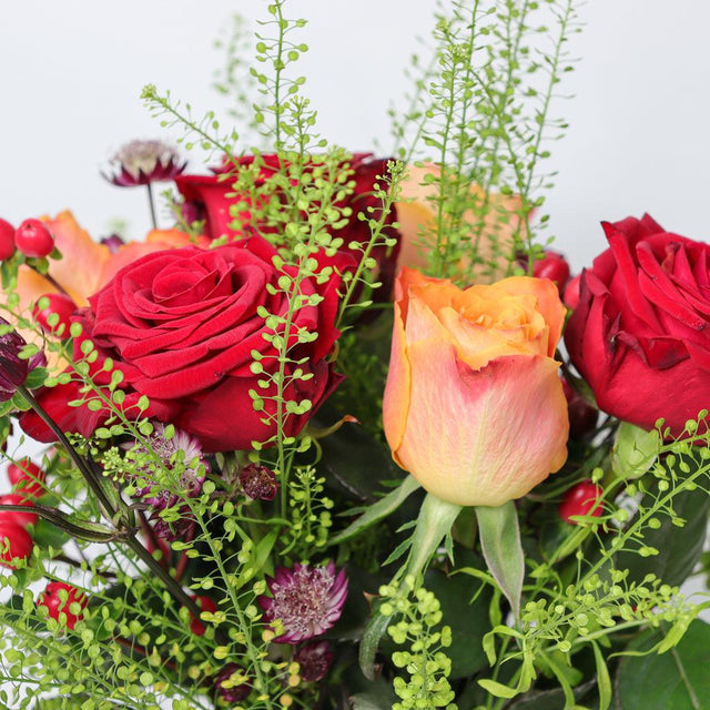 Roses, Astrantia and Thlaspi - The Blossomist