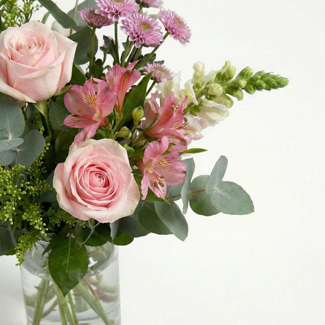 Letterbox Roses - Flower Bouquet - The Blossomist